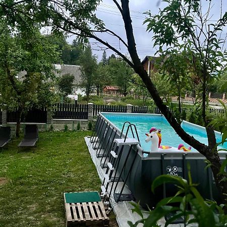 فندق Ніч Над Карпатами سلافسكي المظهر الخارجي الصورة